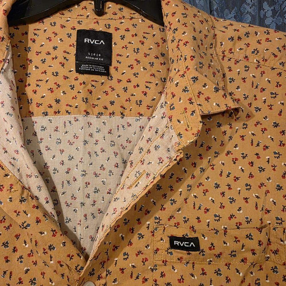 Mens Floral RVCA Button Down - Picture 2 of 4